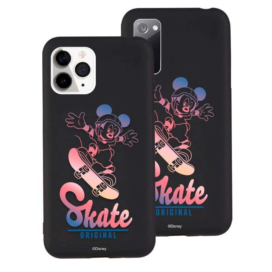 Capa Ultra Suave negra Oficial Disney - Mickey Skate