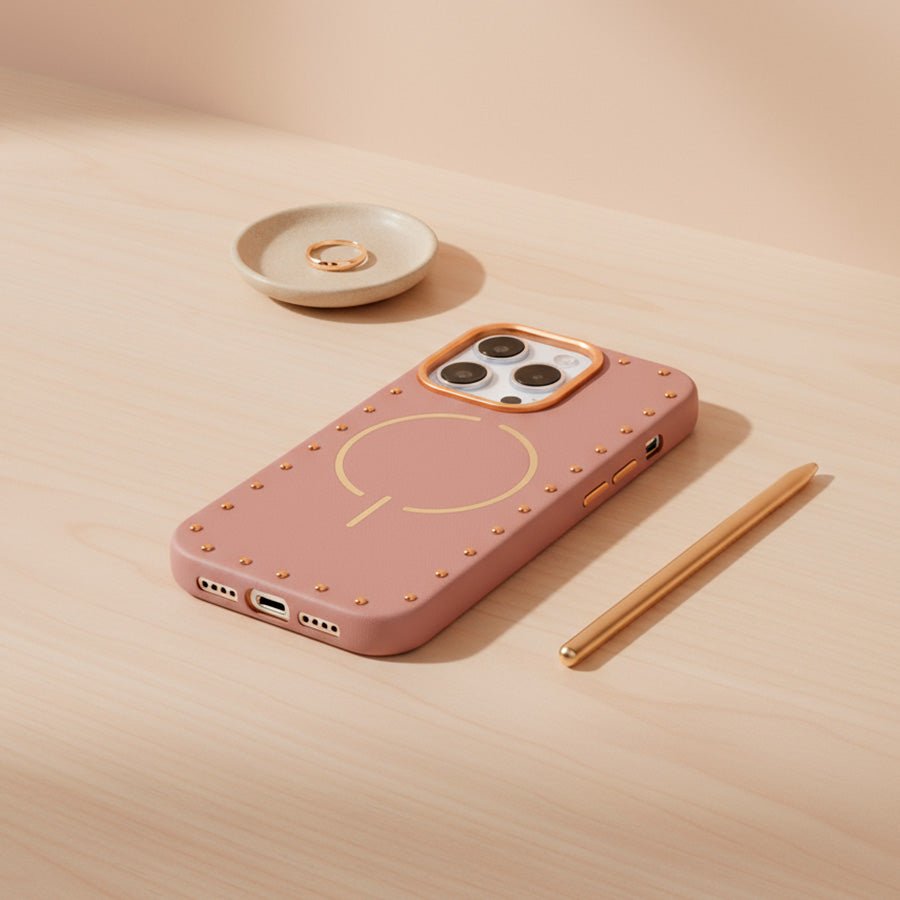 Capa Tachas Compatível com MagSafe para iPhone 14 Pro