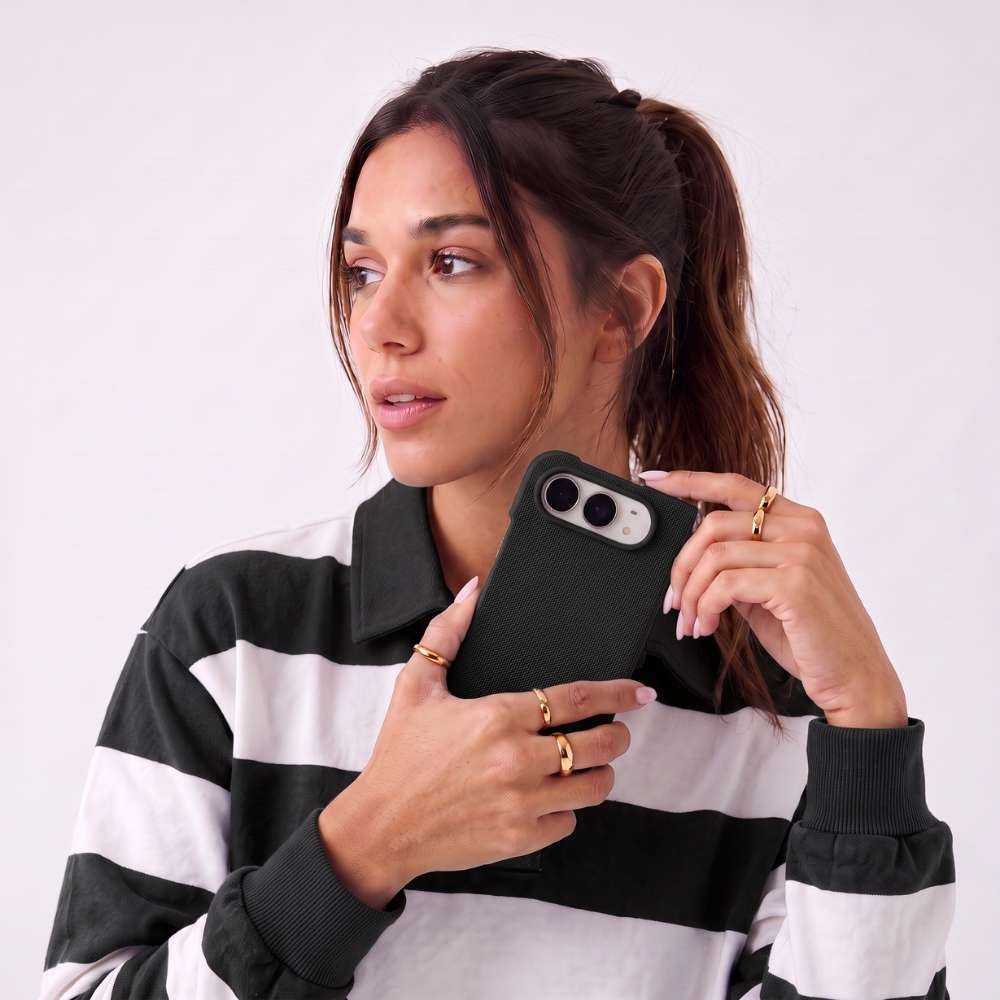 Funda Trenzada Magbattery para iPhone Duo en color Negro, vista 3 de 5