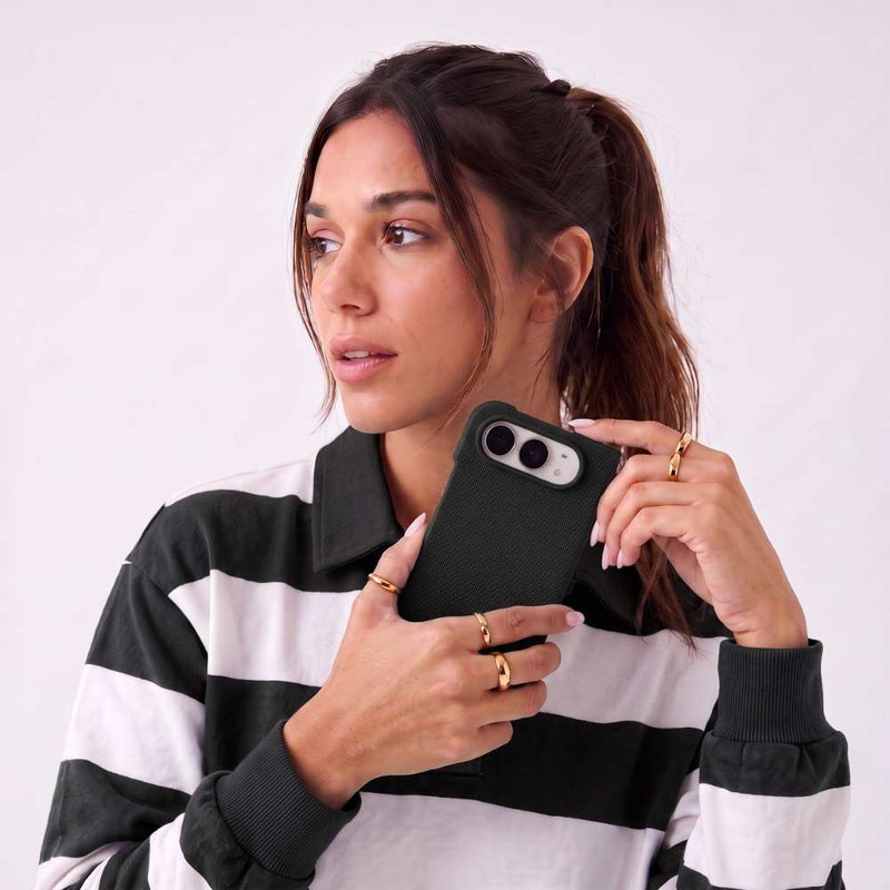 Funda Trenzada Magbattery para iPhone Duo en color Negro, vista 3 de 5